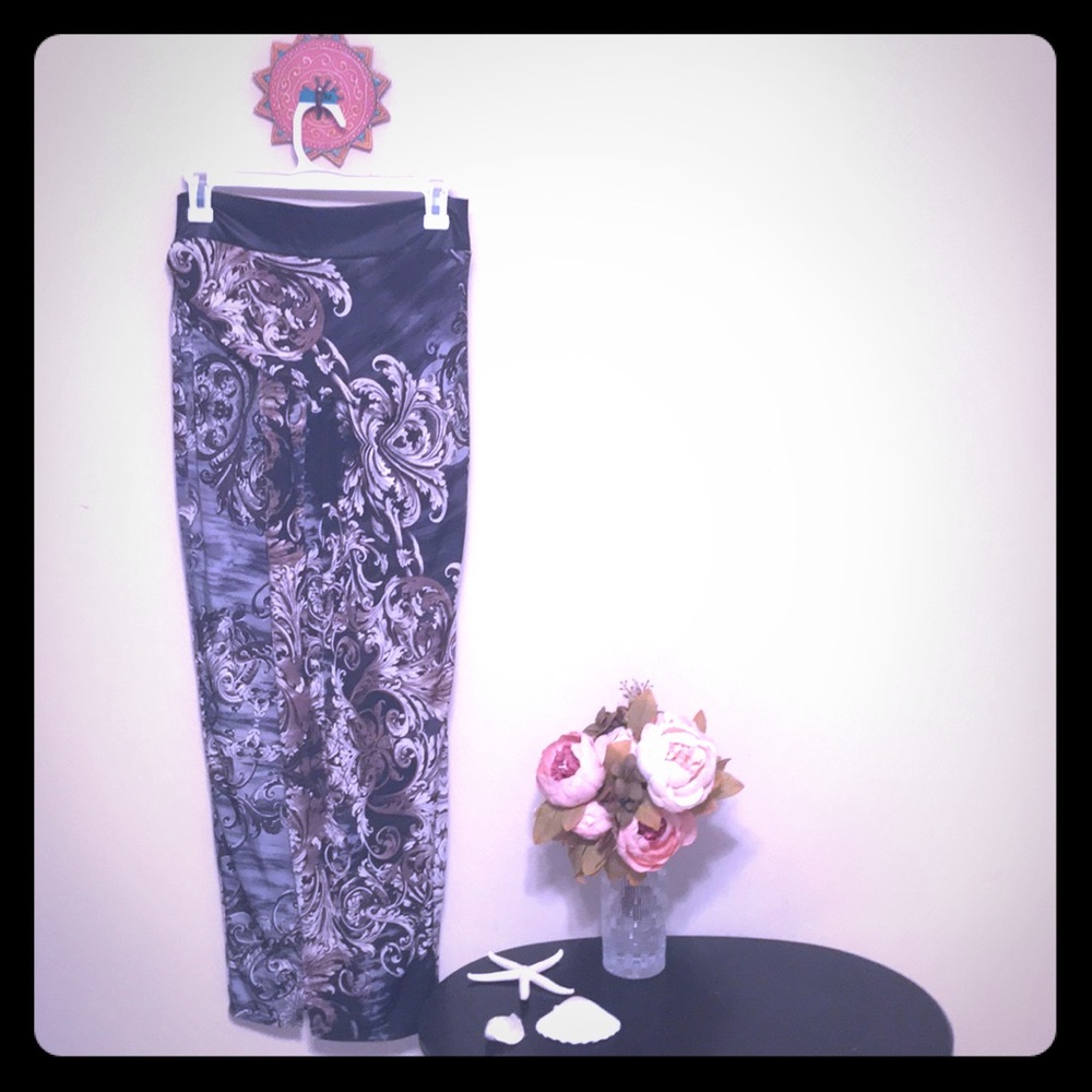 Venus long skirt NWOT